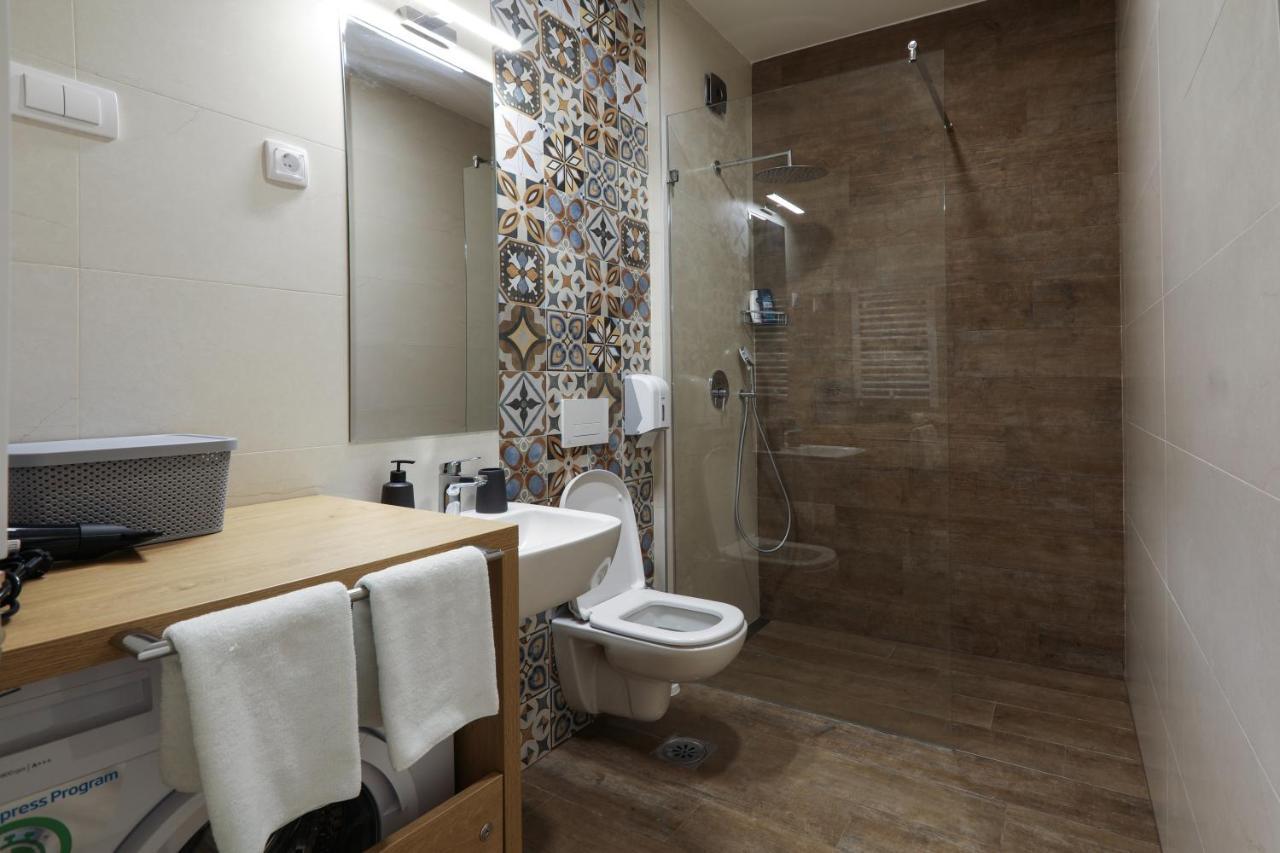 נובי סאד Apartment Promenada Avenija מראה חיצוני תמונה