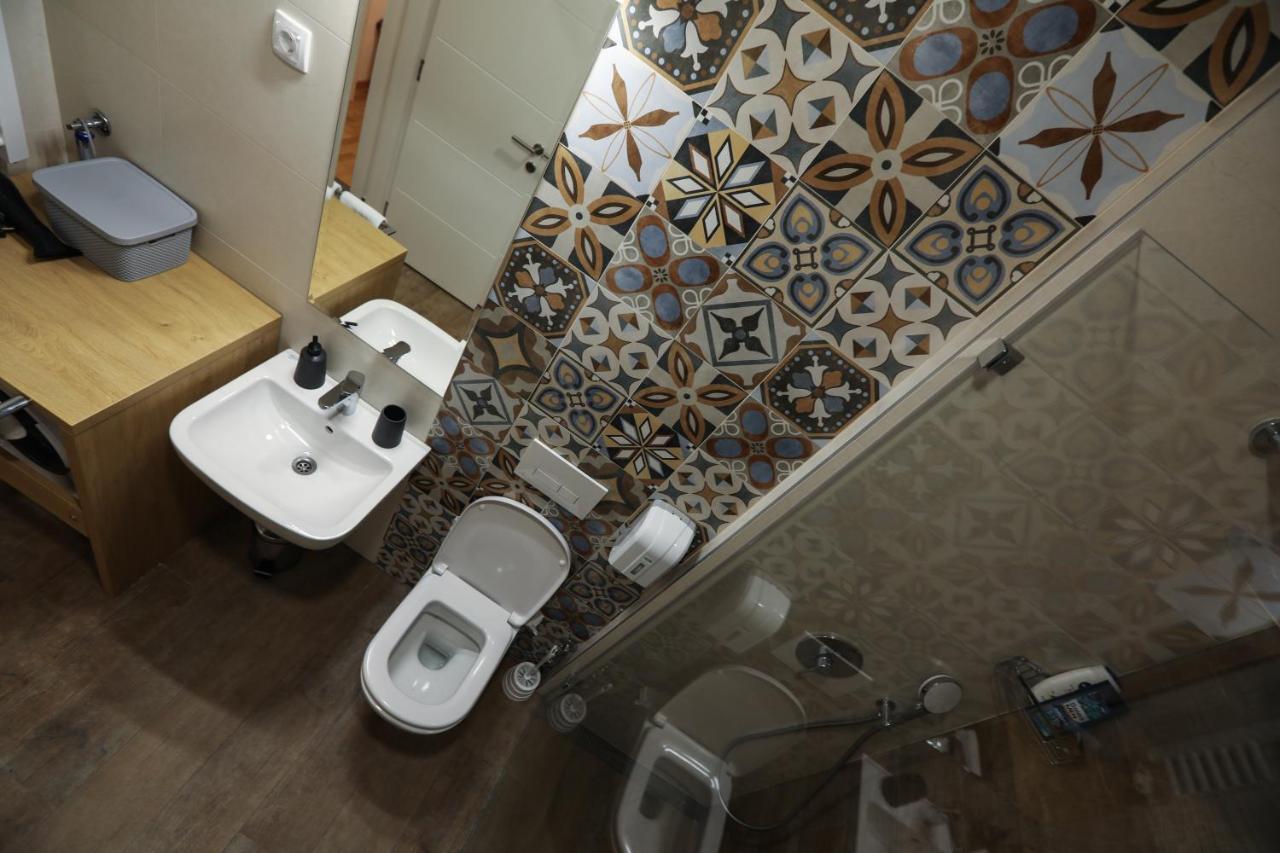 נובי סאד Apartment Promenada Avenija מראה חיצוני תמונה